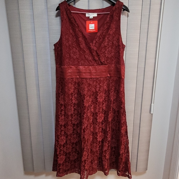 NWT/ ISAAC MIZRAHI LACE DRESS - Picture 6 of 6